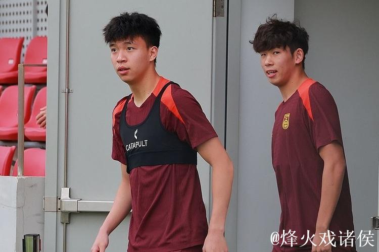 教练传递信心 专家舒缓心理 国足再三强调减压