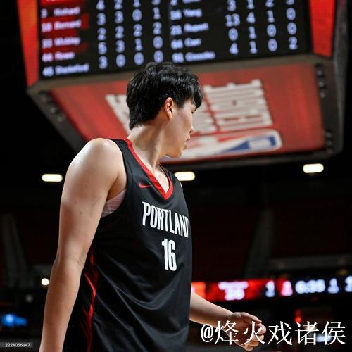 杨瀚森3分3板2助阿夫迪亚41分 开拓者1分险胜火箭